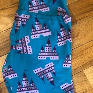 Lularoe castle leggings